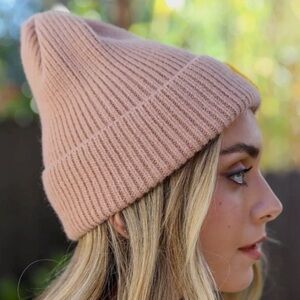 NWOT Urban Outfitters Light Pink Ribbed Beanie Hat